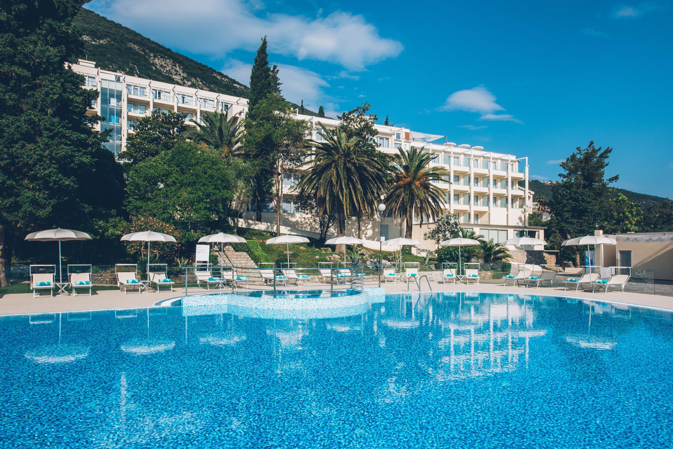 Iberostar Waves Herceg Novi All Inclusive Exterior photo