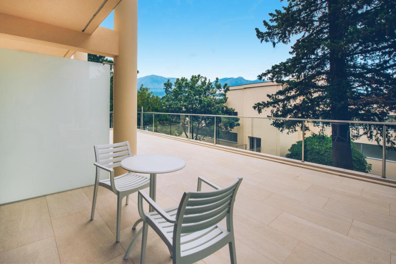 Iberostar Waves Herceg Novi All Inclusive Exterior photo