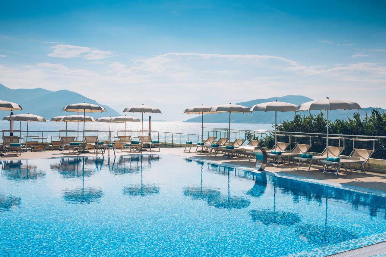 Iberostar Waves Herceg Novi All Inclusive Exterior photo